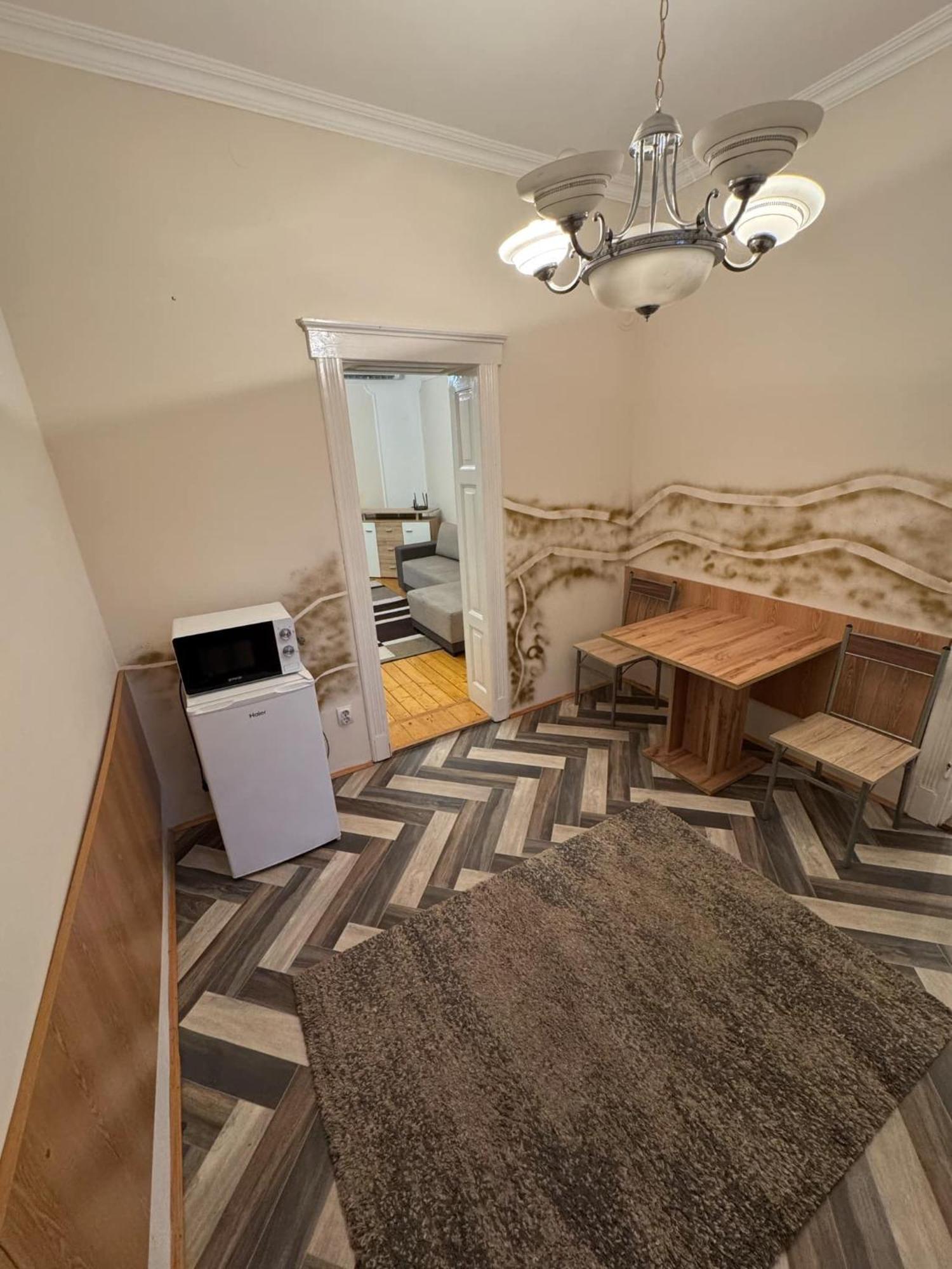 Hotel Kuriozum Vendeghaz Szeged Esterno foto