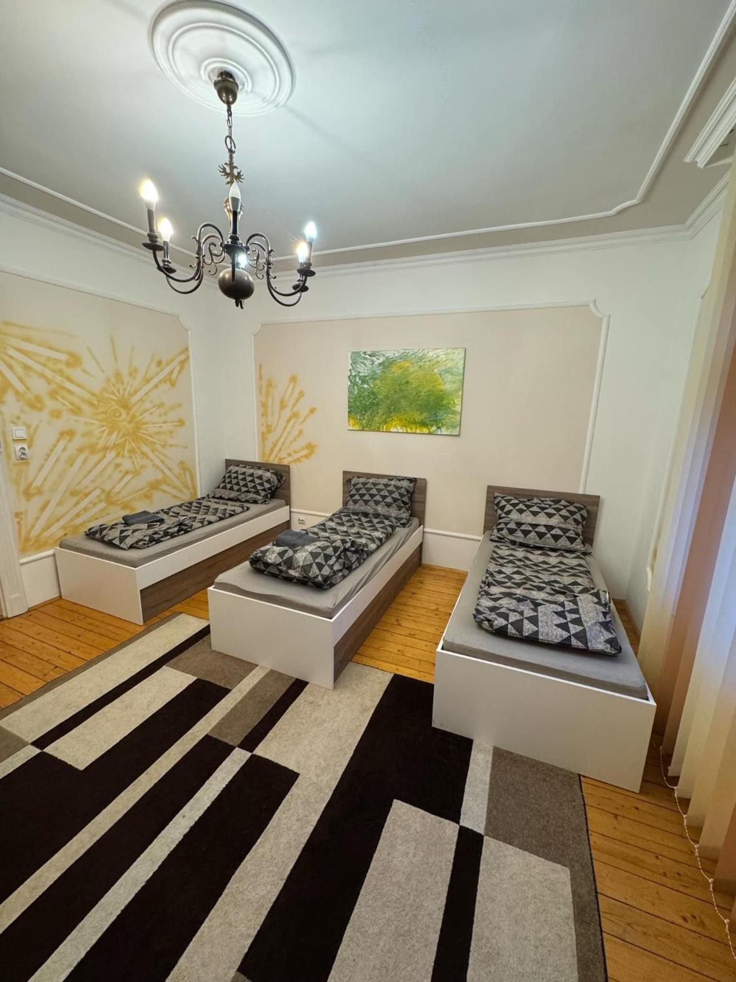 Hotel Kuriozum Vendeghaz Szeged Esterno foto